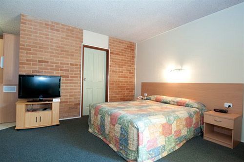 New Olympic Motel 3*